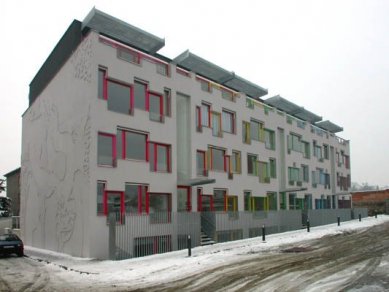 Bytový dům Labutí - foto: Jan Kratochvíl  (18.12.2003)
