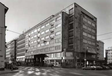 Administrativní budova pojišťovny Merkur v Praze - foto: Ester Havlová