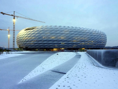 Allianz Arena - foto: © www.allianz-arena.de