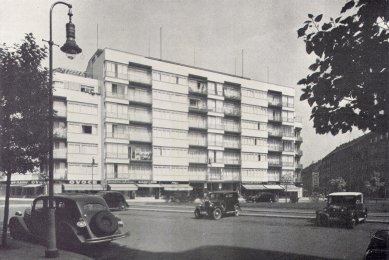Domy Zemské banky - Skleněný palác - foto: archiv redakce