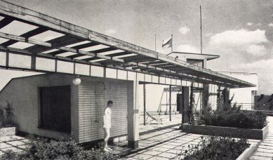 Domy Zemské banky - Skleněný palác - Střešní terasa - foto: archiv redakce