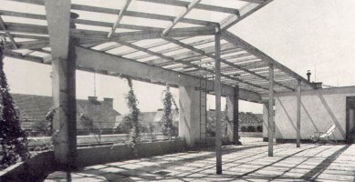 Domy Zemské banky - Skleněný palác - Střešní terasa - foto: archiv redakce