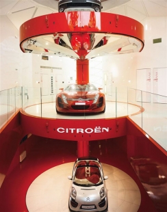 C42: Citroën showroom - foto: © Citroën