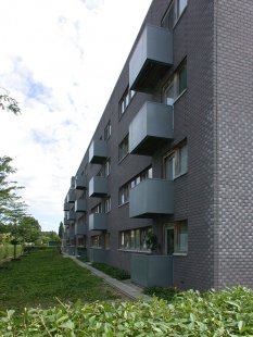 20 Apartments for the Eldery - foto: © archiweb.cz, 2003