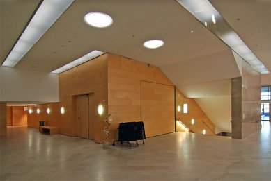 Museum of Modern Art and Architecture - foto: Petr Šmídek, 2007