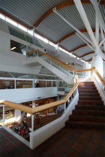 Library and Students' Center - foto: © Petr Šmídek, 2007