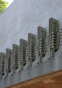 Hollyhock House - foto: Jan Kratochvíl, 10.2007