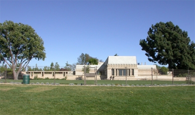 Hollyhock House - foto: Jan Kratochvíl, 10.2007