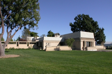 Hollyhock House - foto: Jan Kratochvíl, 10.2007