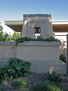 Hollyhock House - foto: Jan Kratochvíl, 10.2007