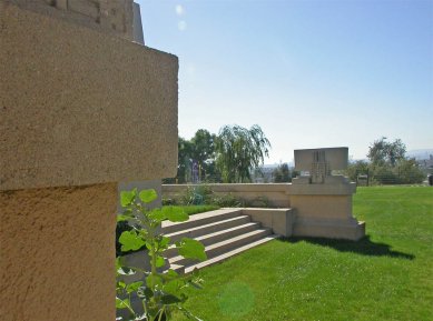 Hollyhock House - foto: Jan Kratochvíl, 10.2007