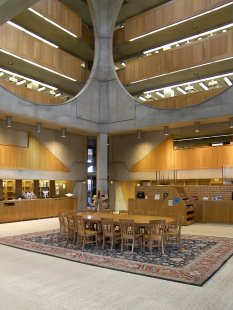 Exeter Library - foto: Petr Kratochvíl, 2011