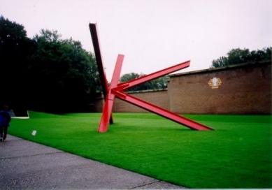 Kröller-Müller Museum - Mark di Suvero - foto: Jan Kratochvíl, 1998