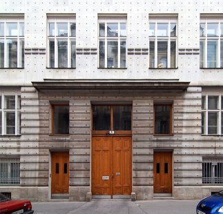 The Austrian Post Office Savings Bank - foto: Petr Šmídek, 2008