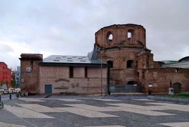 Colegio de las Escuelas Pías de San Fernando - foto: Petr Šmídek, 2008