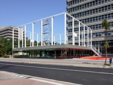 BasketBar - foto: Jan Kratochvíl, 2003