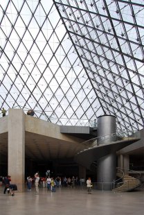 Le Grand Louvre - foto: Martin Rosa, 2007