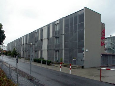 Bytový dům Straßgang - foto: Jan Kratochvíl, 2004