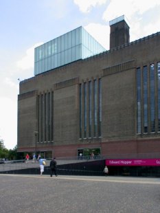 Tate Modern - foto: Petr Šmídek, 2004