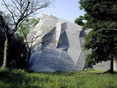 Serpentine Gallery Pavilion 2004 - Das letzte Lande - výstavní pavilon Rakouska na benátském Bienále umění - foto: © Bruno Klomfar, 2005