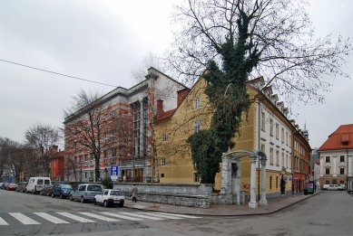 Slovinská národní a univerzitní knihovna - foto: Petr Šmídek, 2007