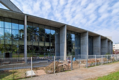 France Bevk Public Library - foto: Petr Šmídek, 2008