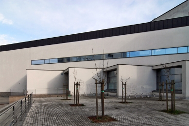 France Bevk Public Library - foto: Petr Šmídek, 2008