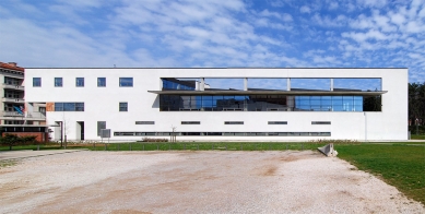 France Bevk Public Library - foto: Petr Šmídek, 2008