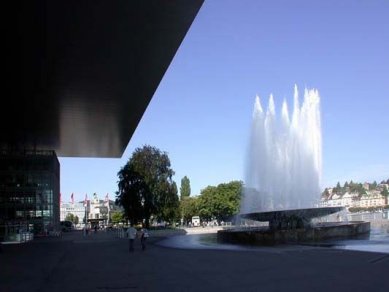 Kulturní a kongresové centrum - foto: Petr Šmídek, 2002