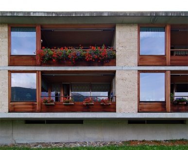 Residential Home for Eldery, Masans - foto: Petr Šmídek, 2008