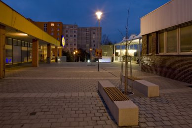 Úprava veřejného prostoru u polikliniky ve Starém Lískovci - foto: Ota Nepilý
