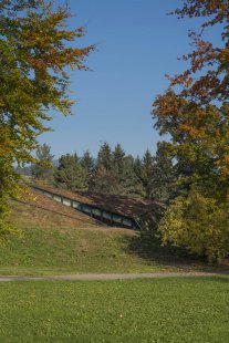 Krkonošské centrum environmentálního vzdělávání (KCEV) - Pohled ze zámeckého parku - foto: Benedikt Markel