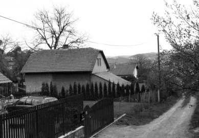 Rodinný dům s obytnou terasou - Původní stav - foto: archiv autora