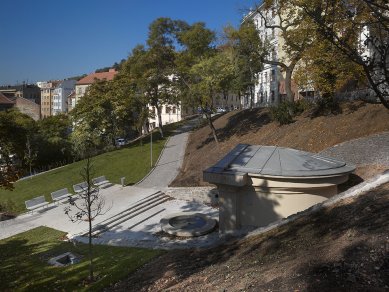 Revitalizace městského parku Studánka - Pohled z Husovy ulice - současný stav - foto: Filip Šlapal