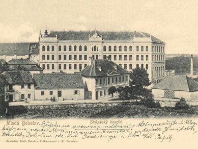 Vzdělávací centrum Na Karmeli - Historická pohlednice