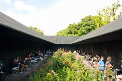 Serpentine Gallery Pavilion 2011 - foto: Martin Krcha, 2011