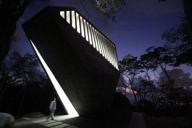 Sunset Chapel - foto: © Esteban y Sebastian Suarez