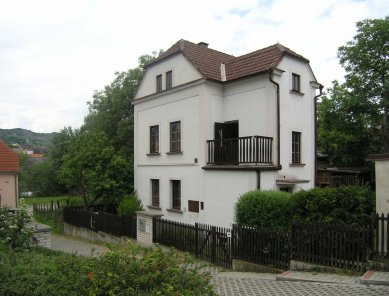 Dostavba domu v Libochovanech - Původní stav - foto: 3+1 architekti