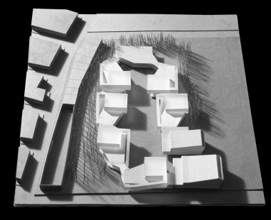 Gerardo Molina School - Model