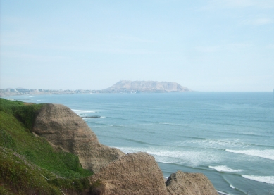 Residential building facing the bay of Lima