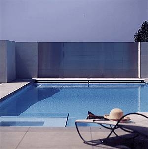 Rozšíření Neutra Beach House - foto: © Steven Ehrlich Architects, 1998