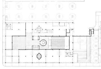 Centrum anglického umění Yale University - Půdorys přízemí