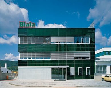 Administrativní budova firmy Blata - foto: Filip Šlapal