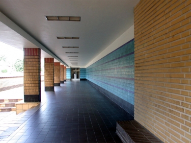 Town Hall Hilversum - foto: Petr Šmídek, 2003