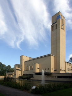 Town Hall Hilversum - foto: Petr Šmídek, 2003