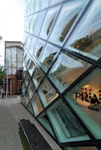 Prada Aoyama Epicenter - foto: Petr Šmídek, 2012