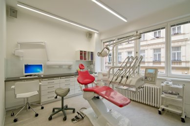 PARODENT – centrum zubní péče MUDr. Dúbravské - foto: Ondřej Zavřel