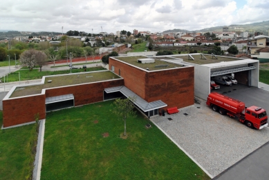 Požární stanice Santo Tirso - foto: Petr Šmídek, 2012