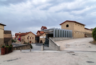 Tondonia Winery Pavilion - foto: Petr Šmídek, 2011