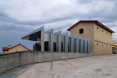 Tondonia Winery Pavilion - foto: Petr Šmídek, 2011